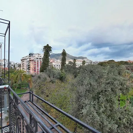Apartment Iflat Dimora Giardino Inglese