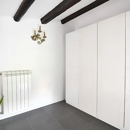 Iflat Dimora Giardino Inglese Apartman *